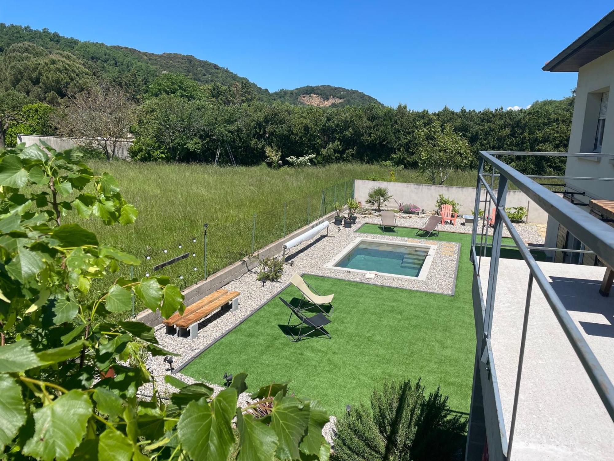 Villa Toupie Et Bicyclette Charmes-sur-Rhone Exterior foto